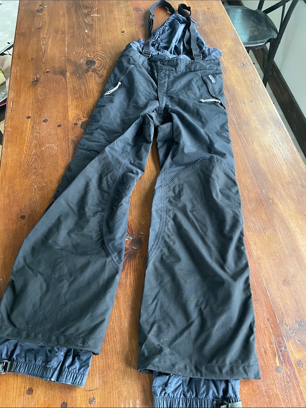 Patagonia Black Men's Snow Bib Pants with Adjustable Straps